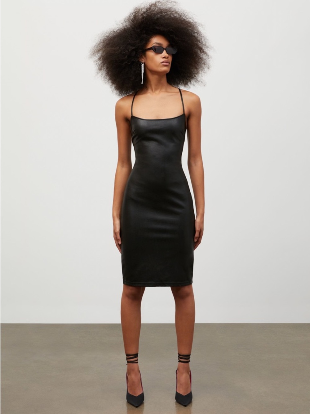 NWT - Aritzia Backstory Dress - Black/Noir